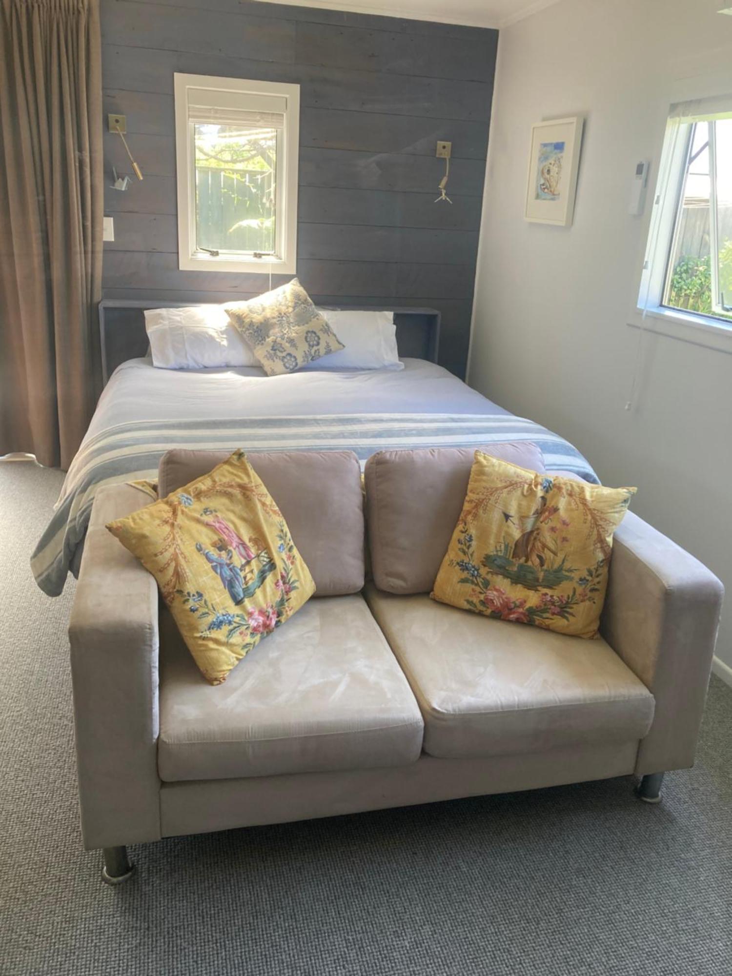 Anglers Adventure Paradise Cabin Bnb Wifi Parking 图朗伊 外观 照片